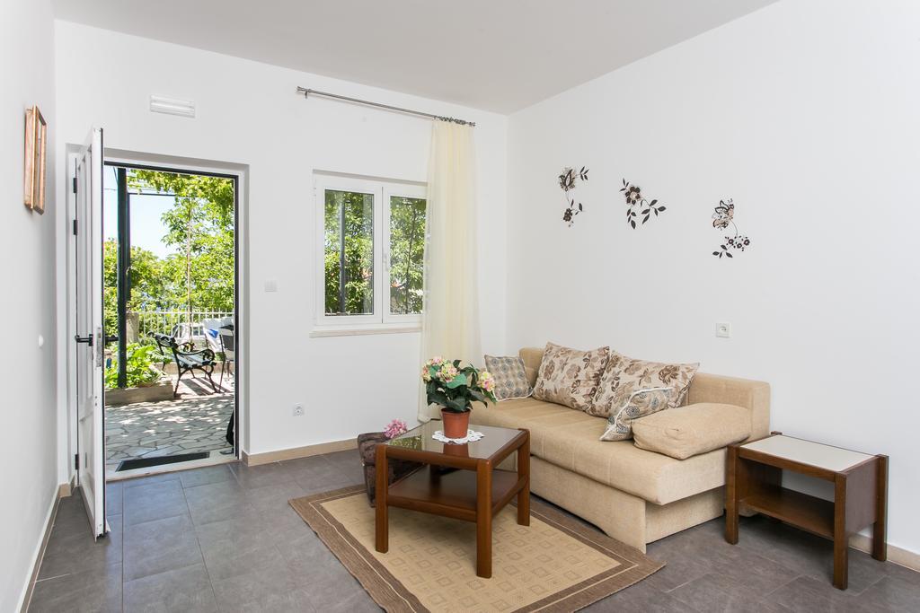 Apartments Olive Млини Екстериор снимка