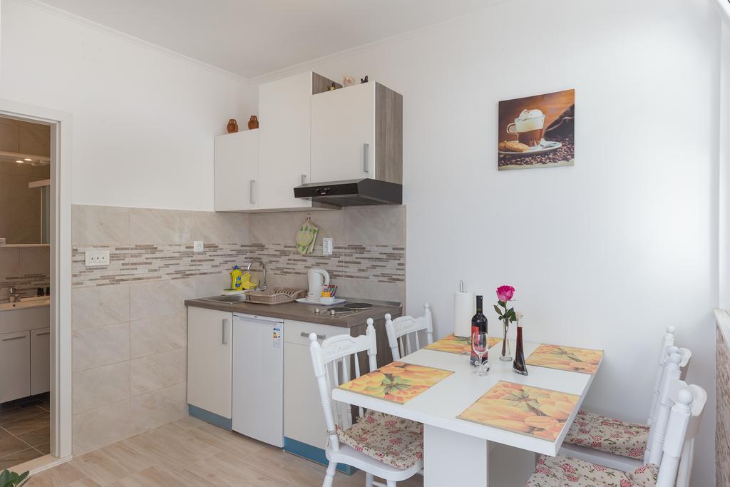 Apartments Olive Млини Екстериор снимка